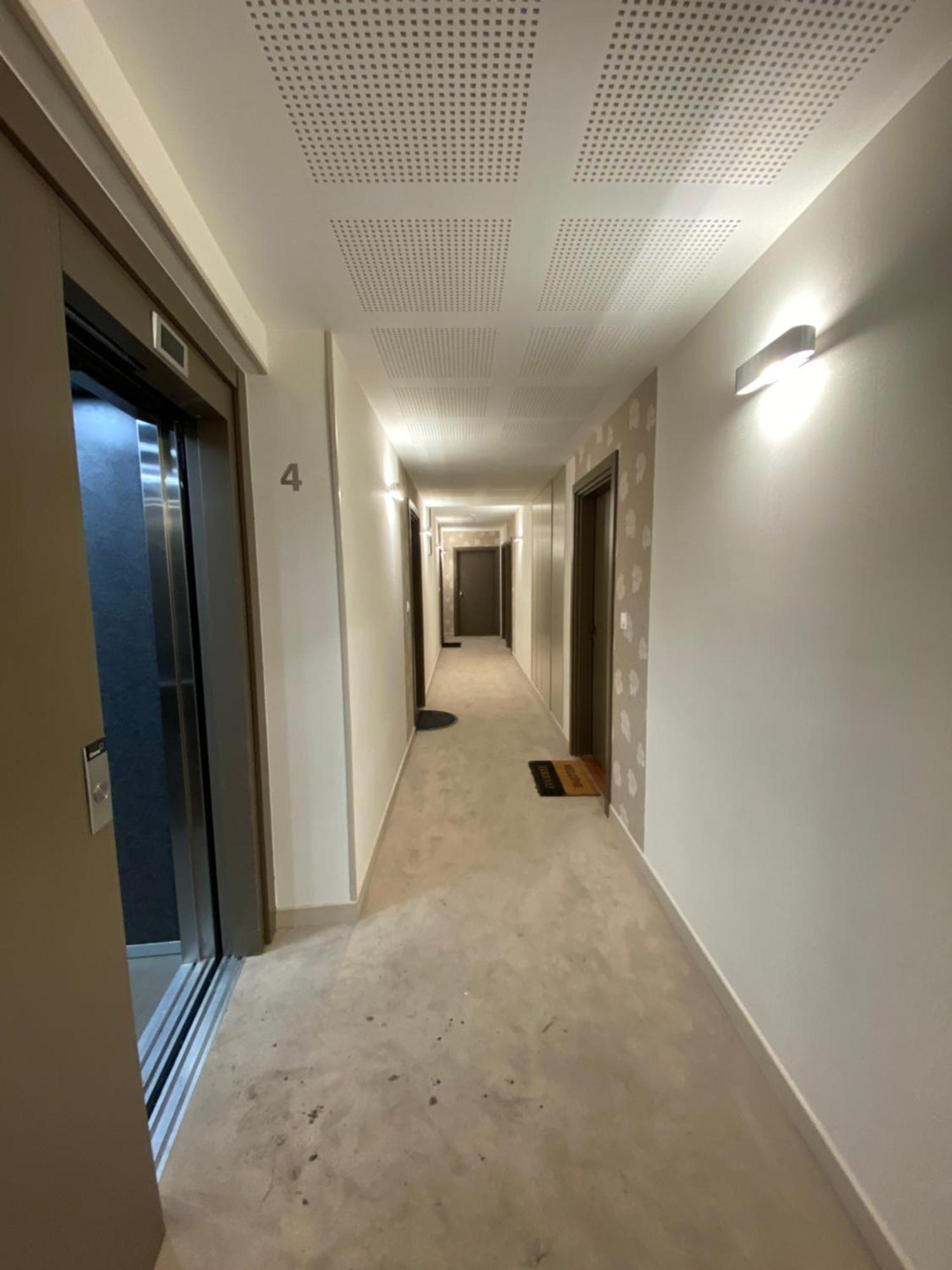 Charme Citadin Apartment Villemomble Exterior foto