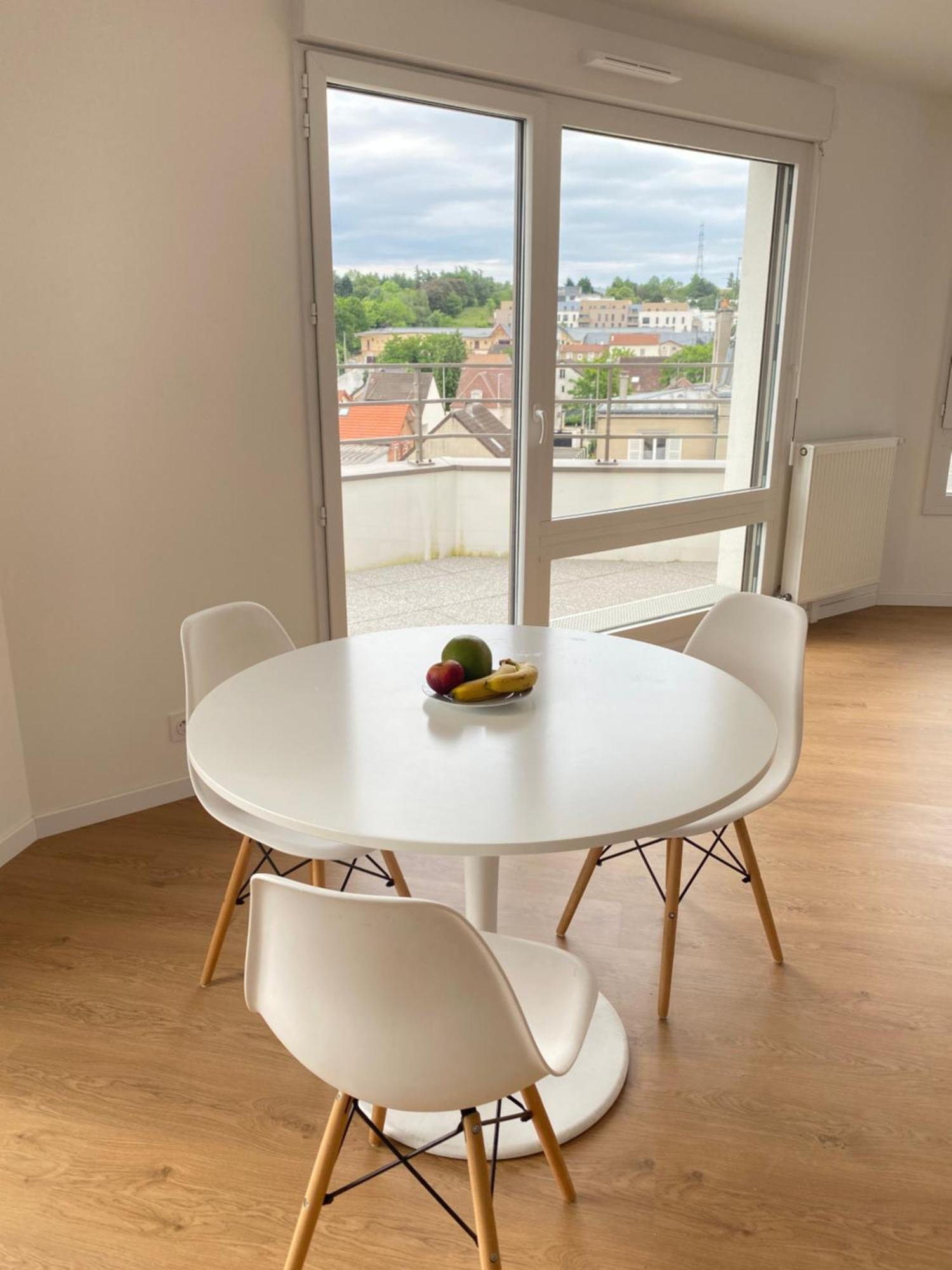 Charme Citadin Apartment Villemomble Exterior foto