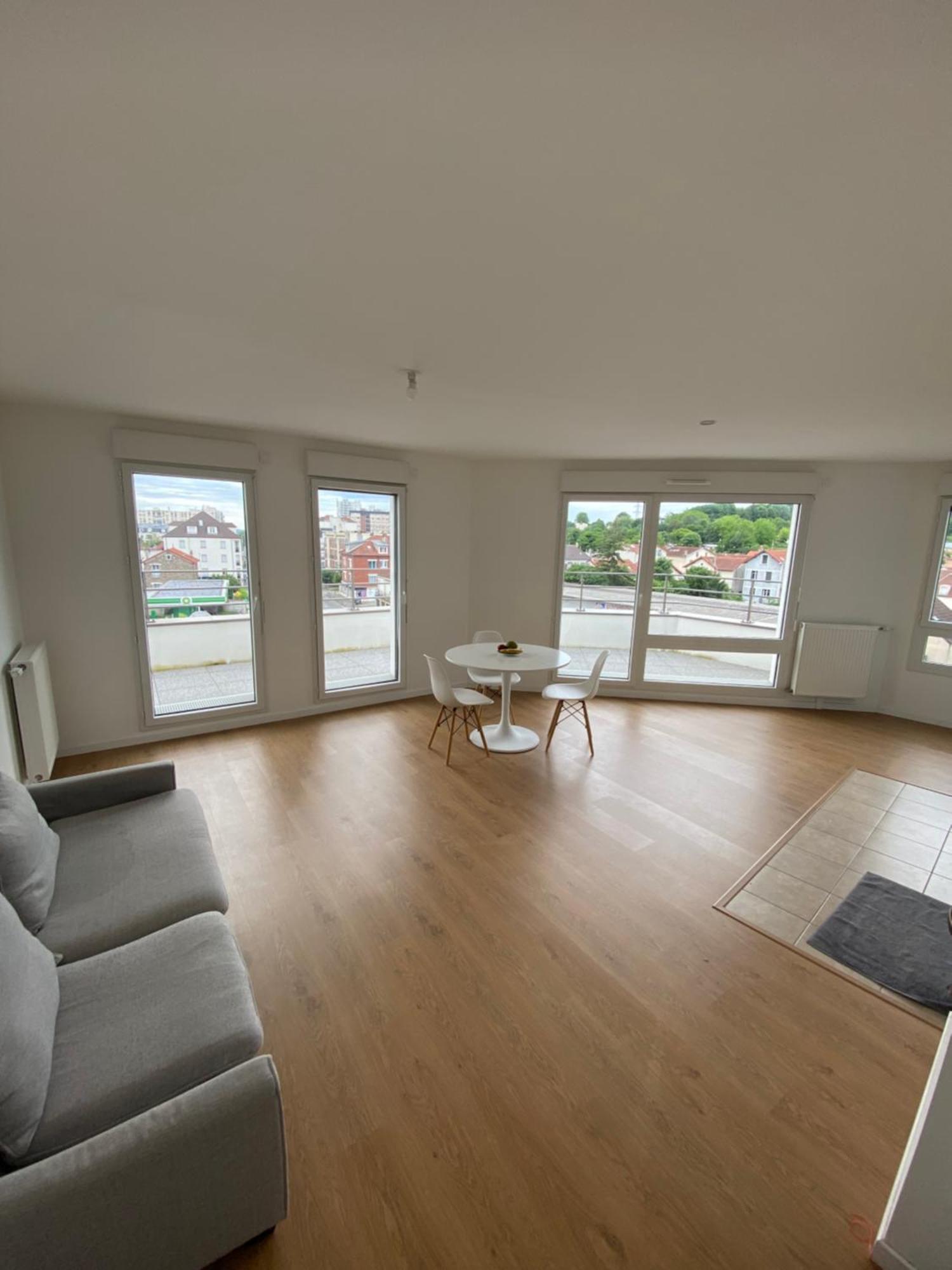 Charme Citadin Apartment Villemomble Exterior foto